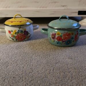 Pioneer Woman 1.05 qt Dutch Oven